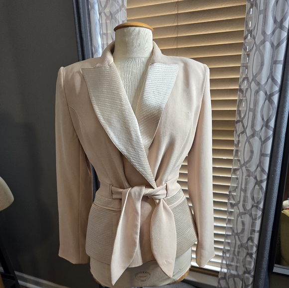 Alberto Makali Jackets & Blazers - Ultra Chic Alberto Makali Blazer